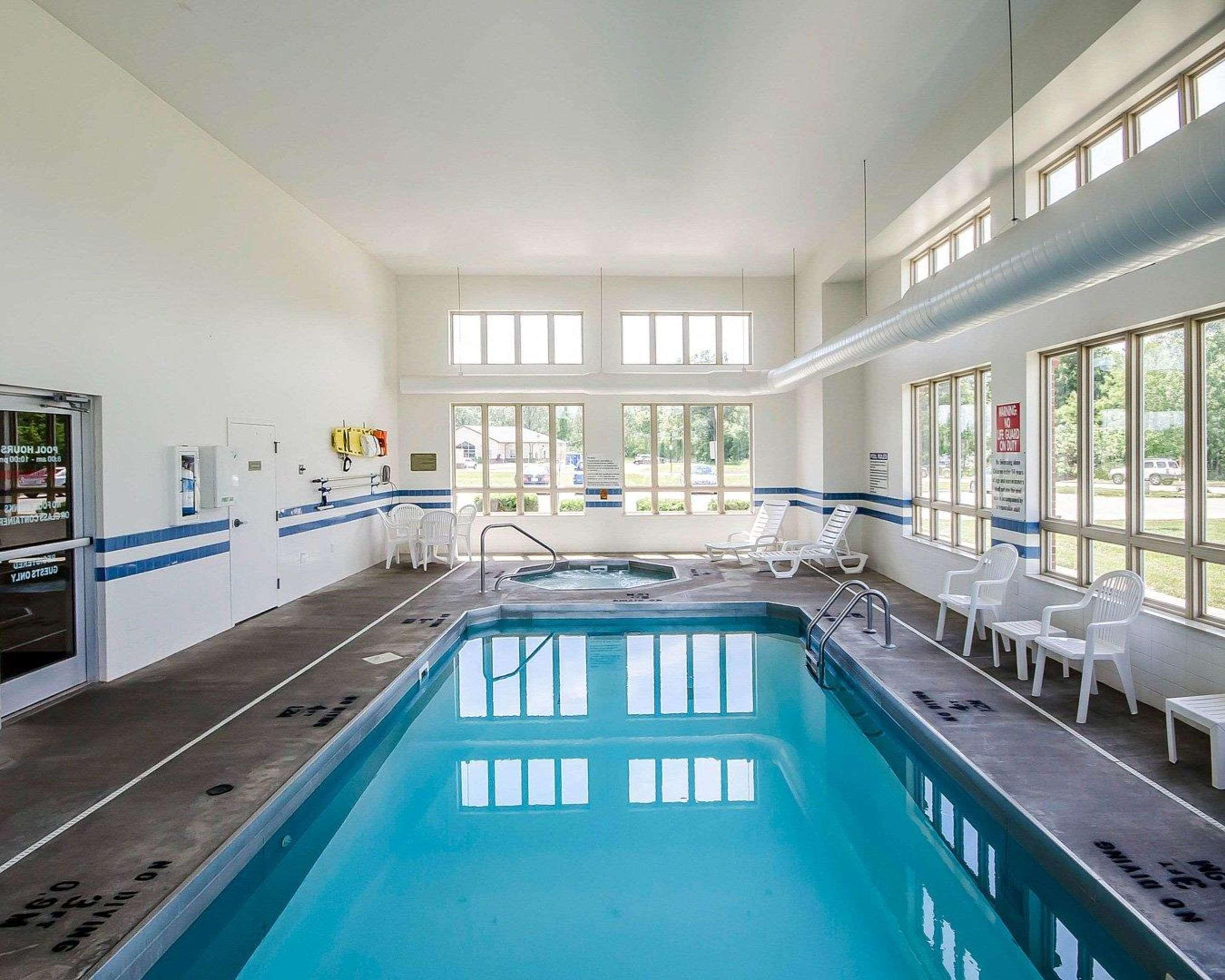 Quality Inn & Suites Rockport-Owensboro North Gold Award Winner Exteriör bild